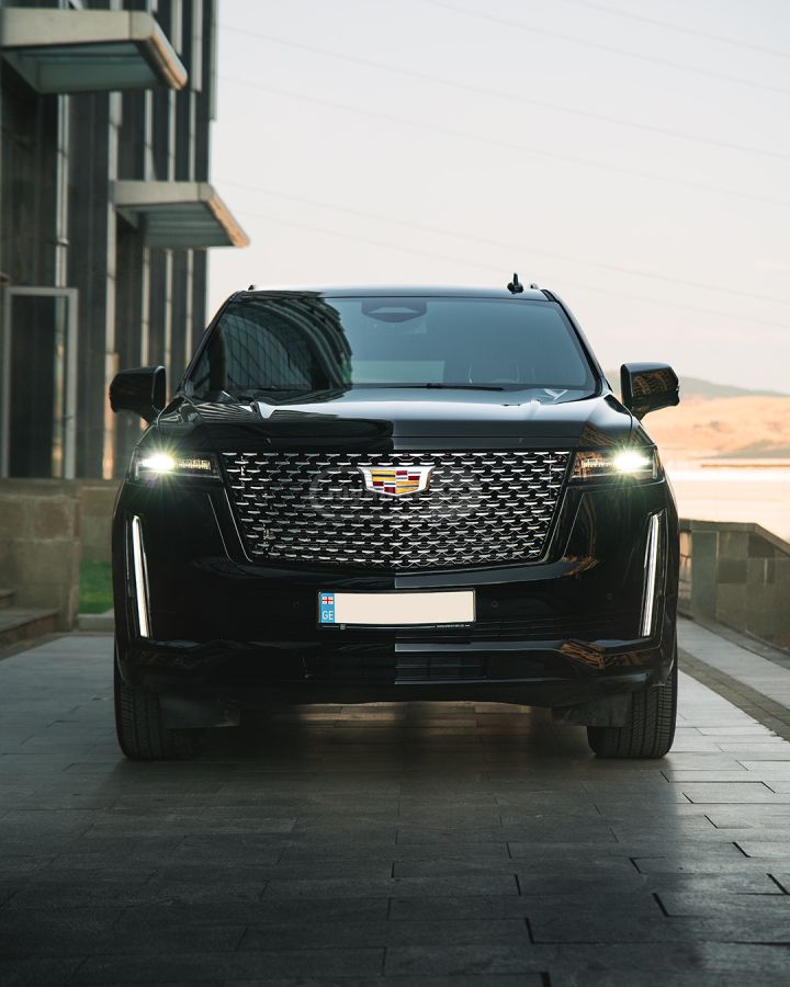 Cadillac Escalade 2025 — photo 2