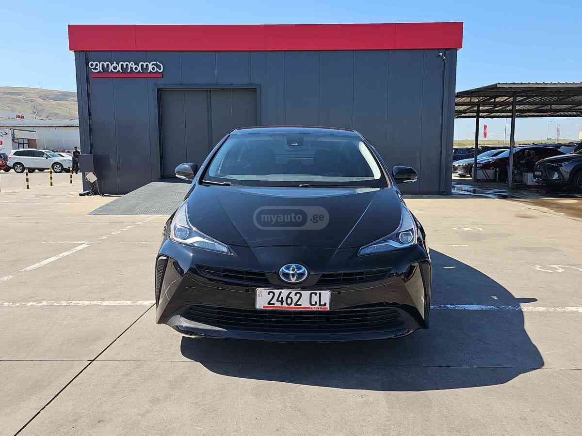Toyota Prius 2022 — photo 2