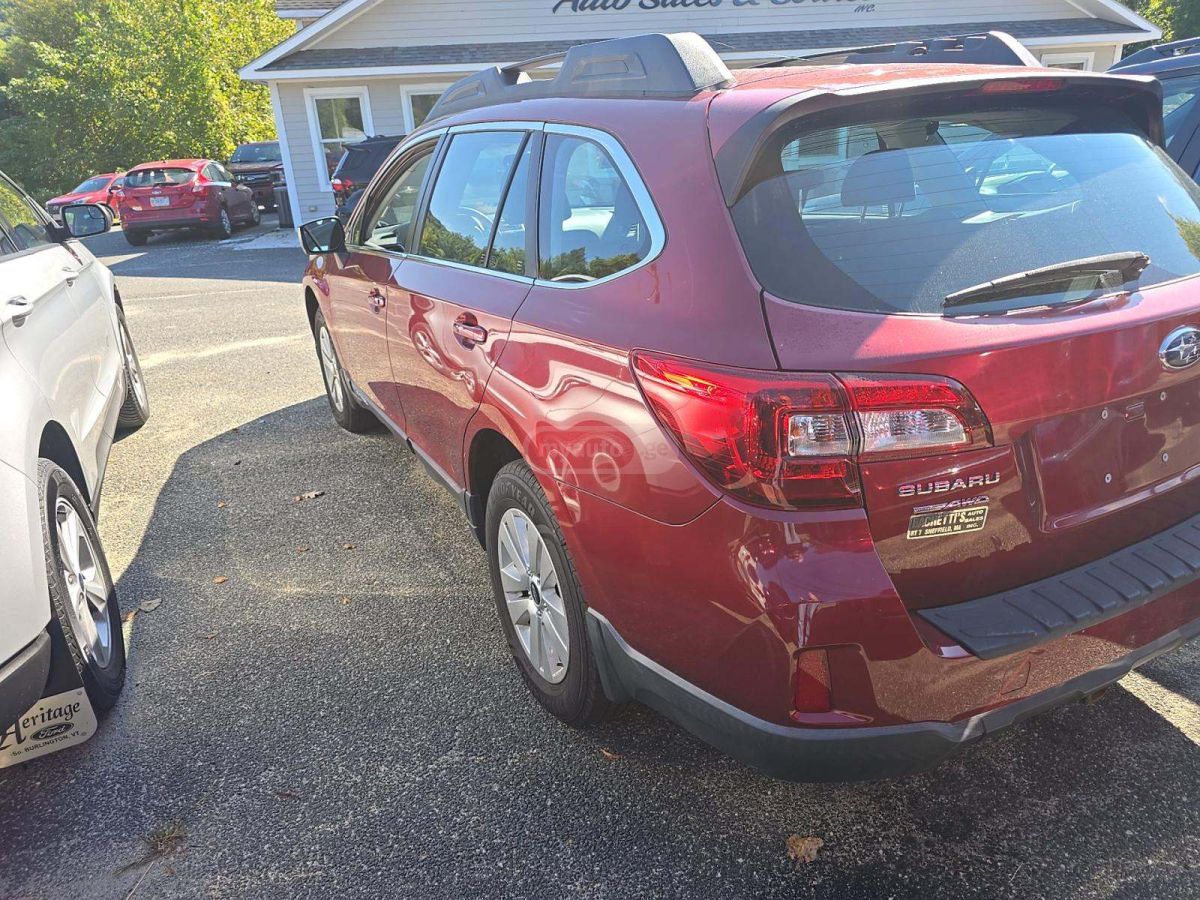 Subaru Outback 2017 — photo 2