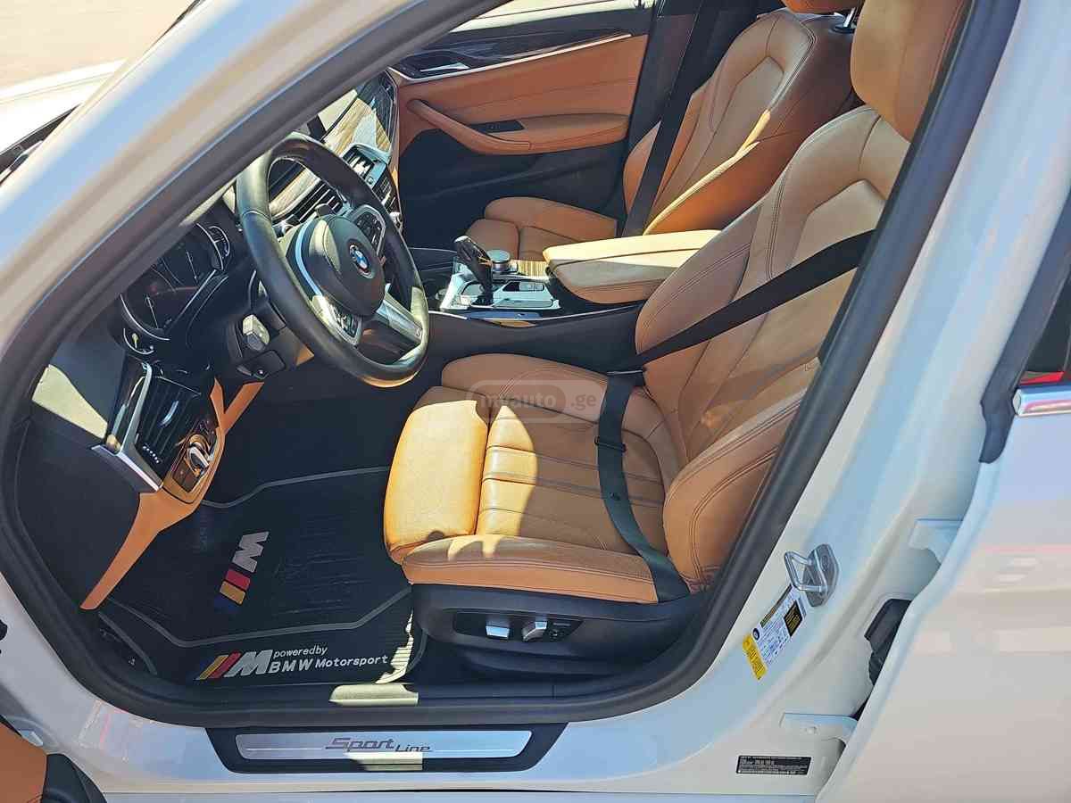 BMW 530 2018 — photo 2