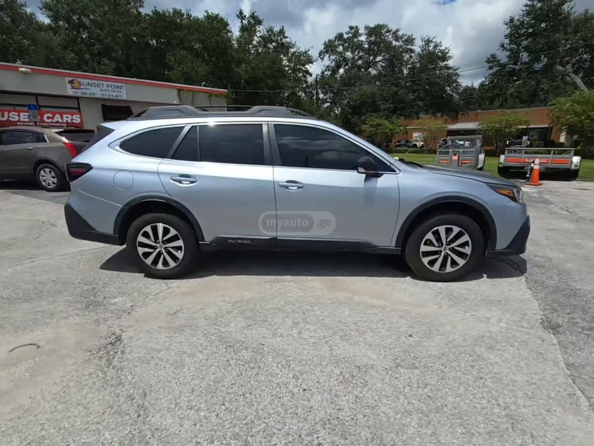 Subaru Outback 2021 — photo 2