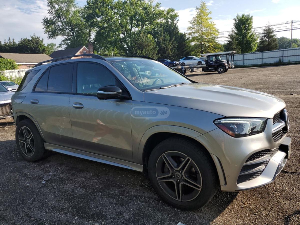 Mercedes-Benz GLE 350 2021 — photo 2