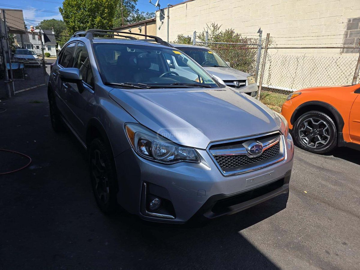 Subaru Crosstrek 2017 — photo 2