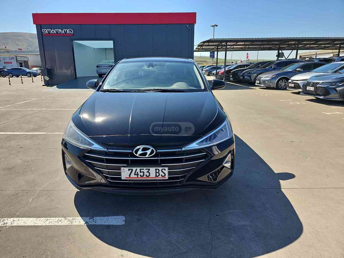 Hyundai Elantra 2020 — photo 2