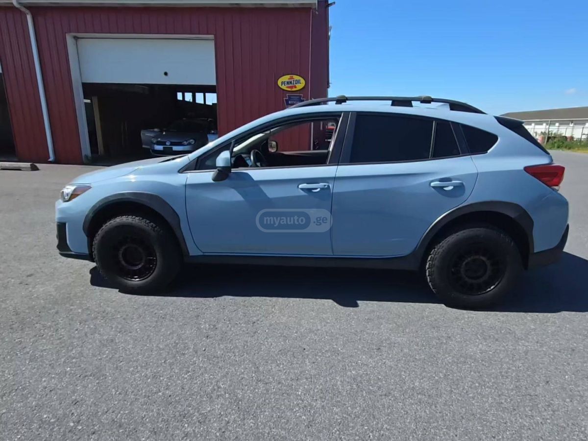 Subaru Crosstrek 2019 — photo 2