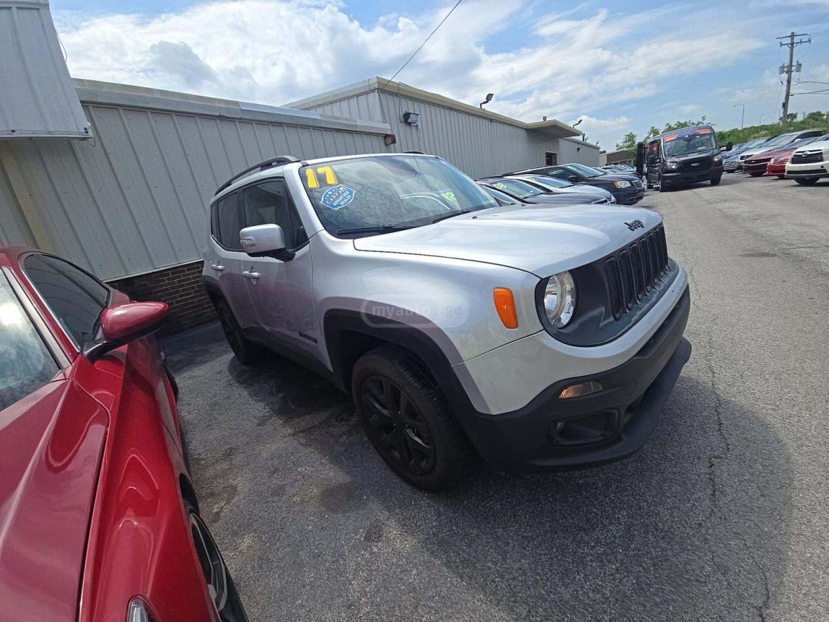 Jeep Renegade 2017 — photo 2