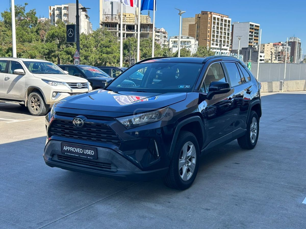 Toyota RAV4 2019 — photo 2