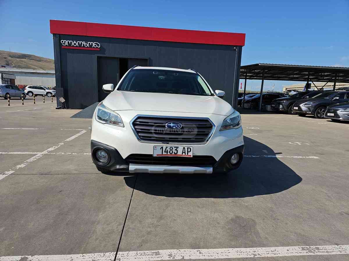 Subaru Outback 2017 — photo 2