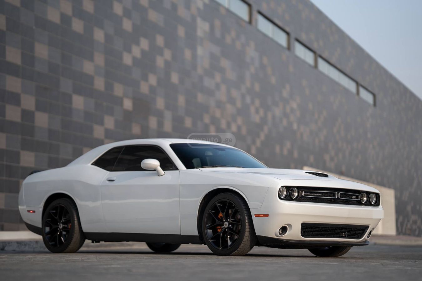 Dodge Challenger 2022 — photo 2
