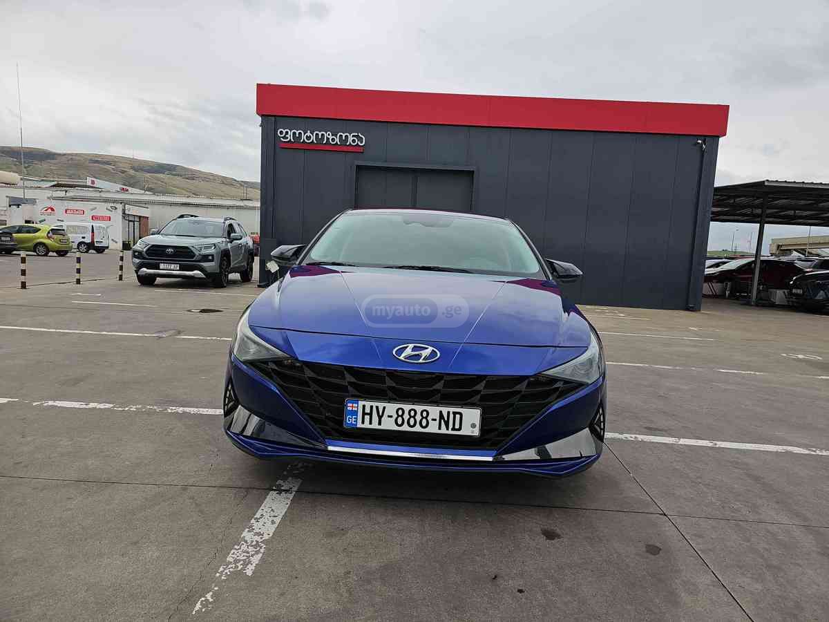 Hyundai Elantra 2023 — photo 2
