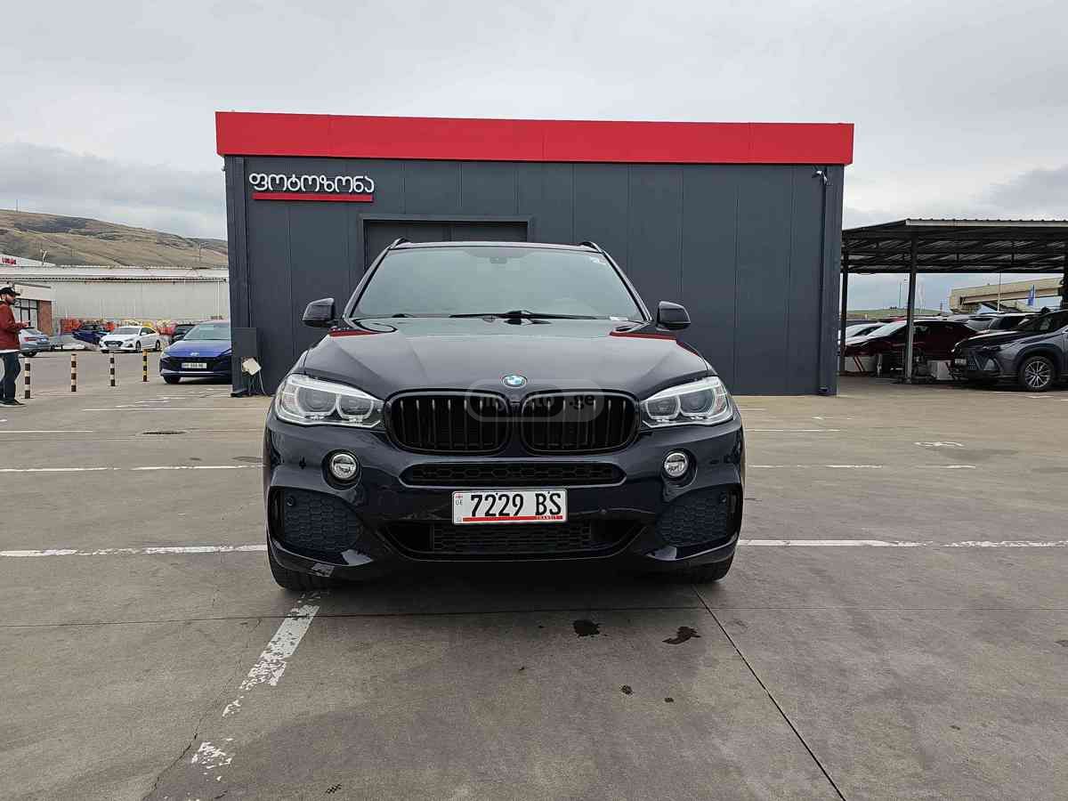 BMW X5 2015 — photo 2