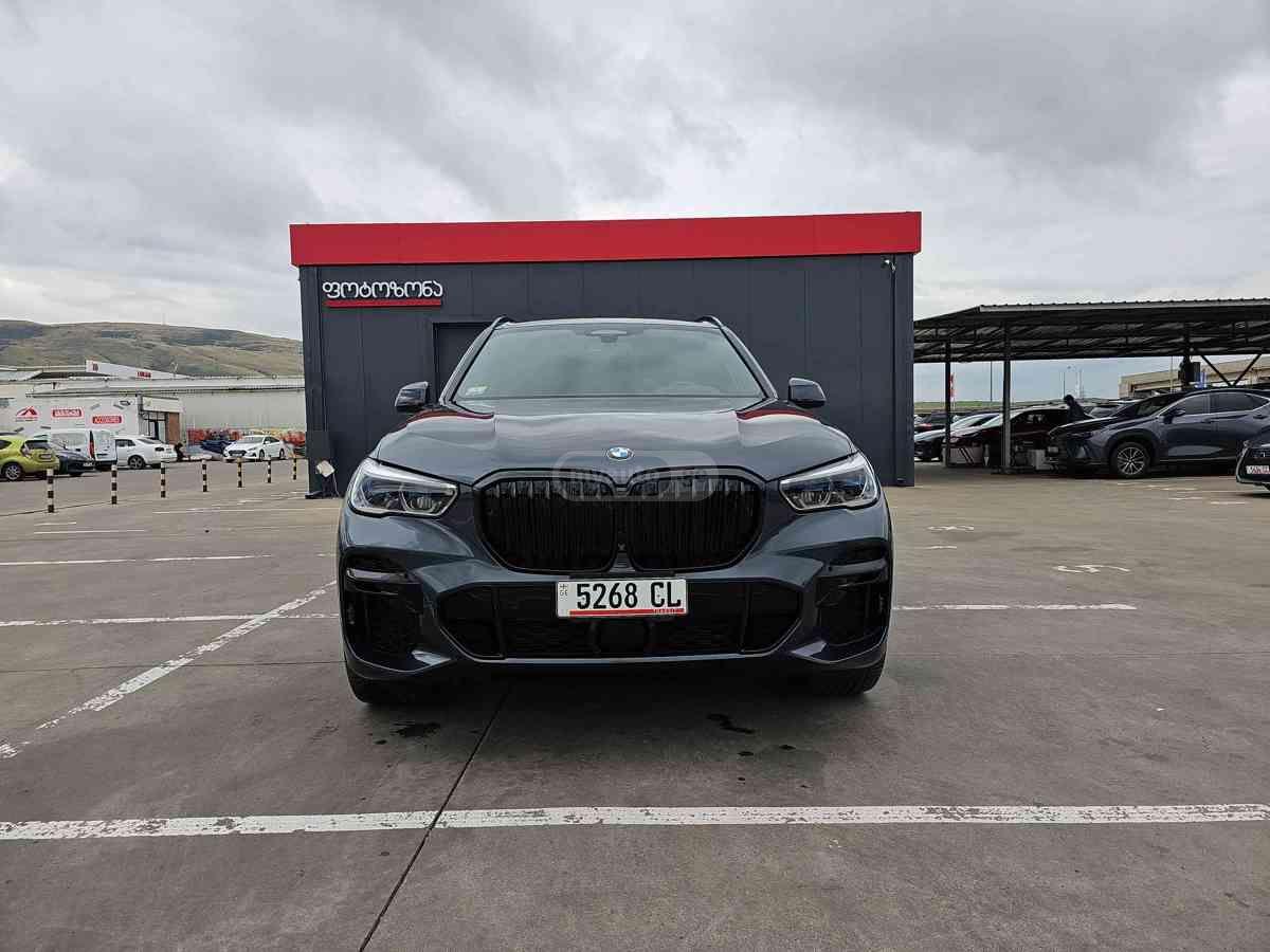 BMW X5 2022 — photo 2