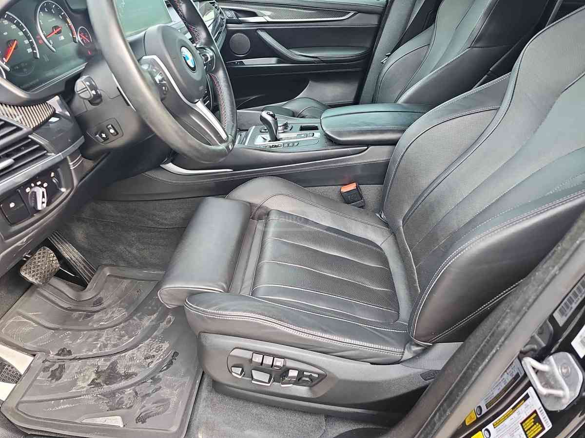 BMW X5 2015 — photo 2