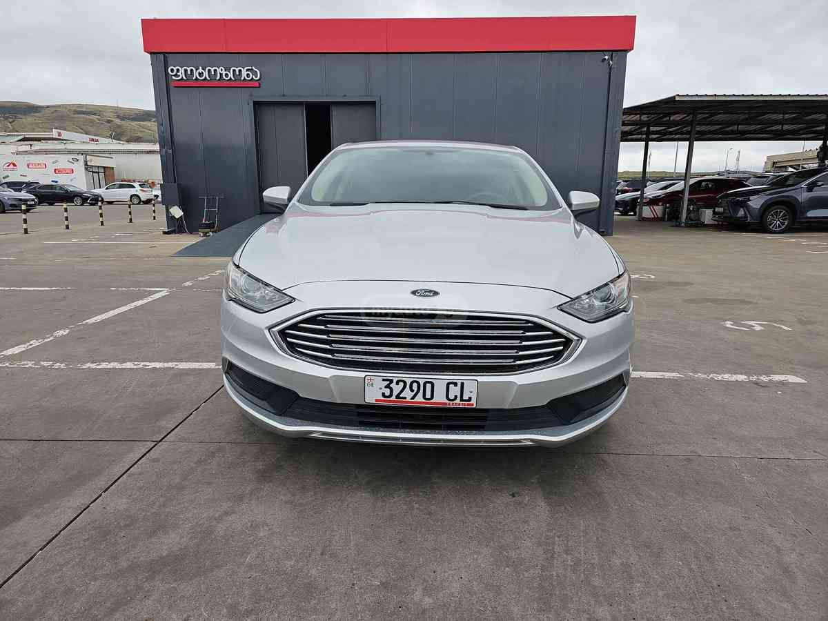 Ford Fusion 2017 — photo 2
