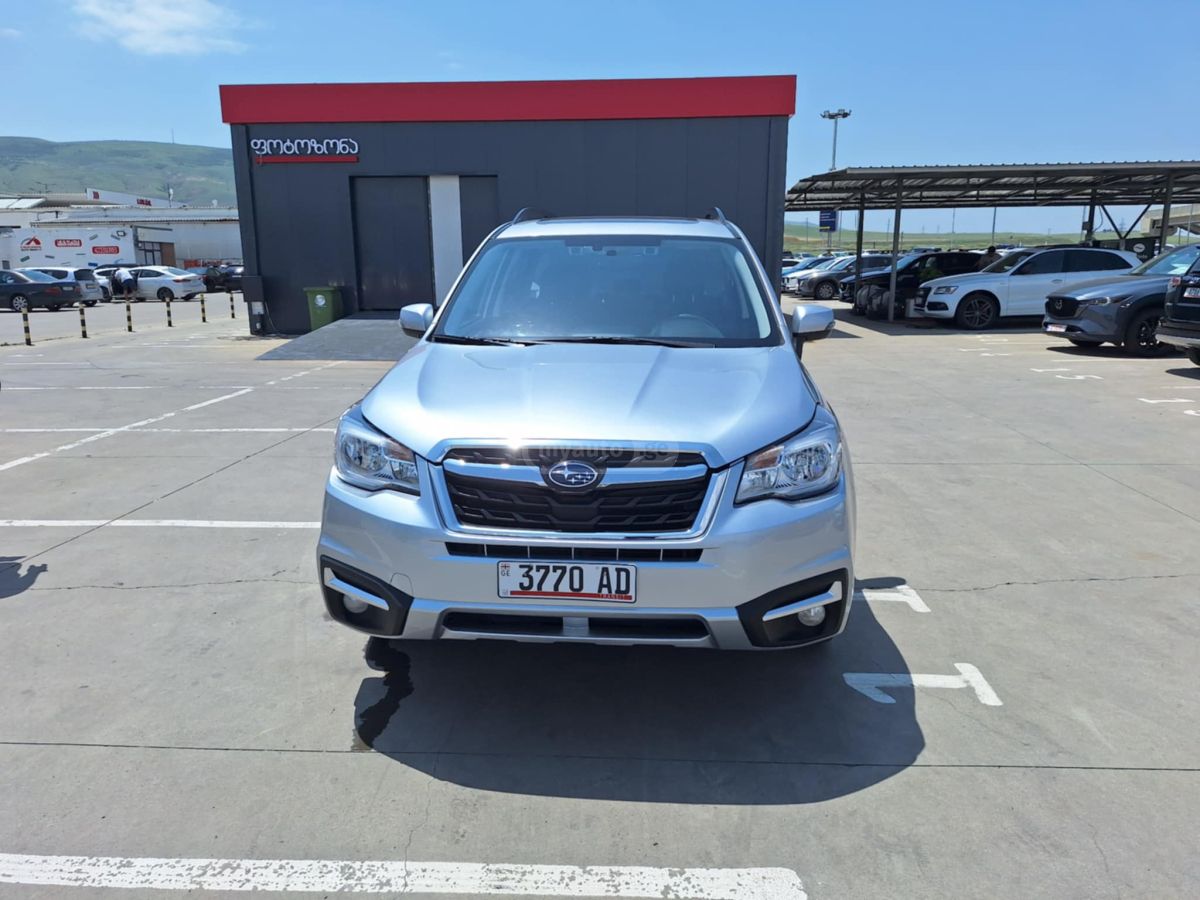 Subaru Forester 2016 — photo 2