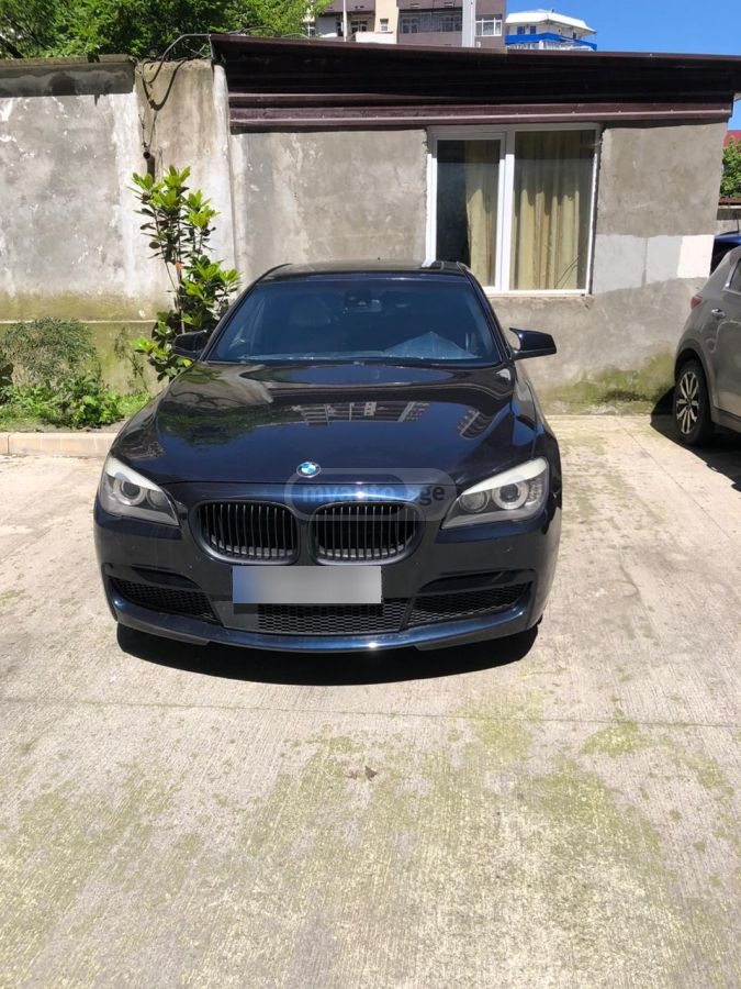 BMW 730