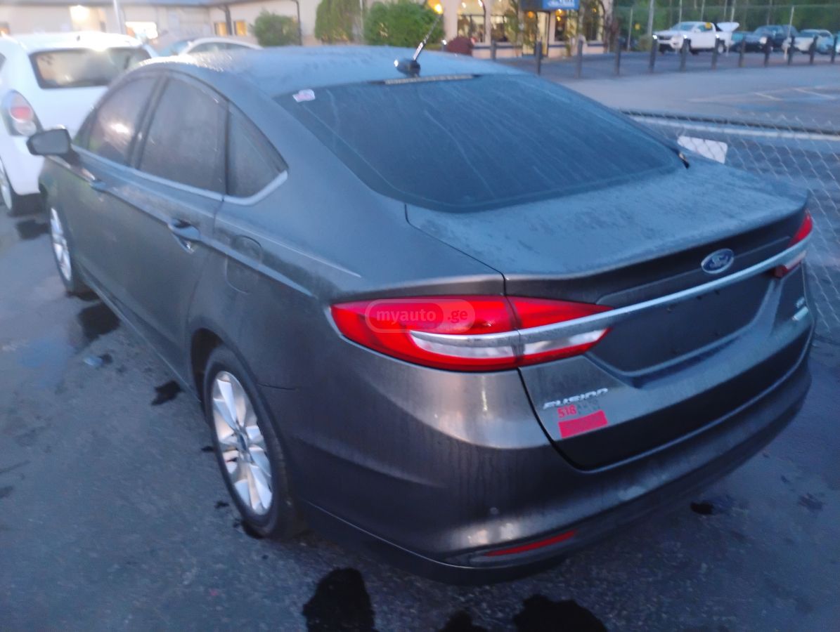 Ford Fusion 2017 — photo 2