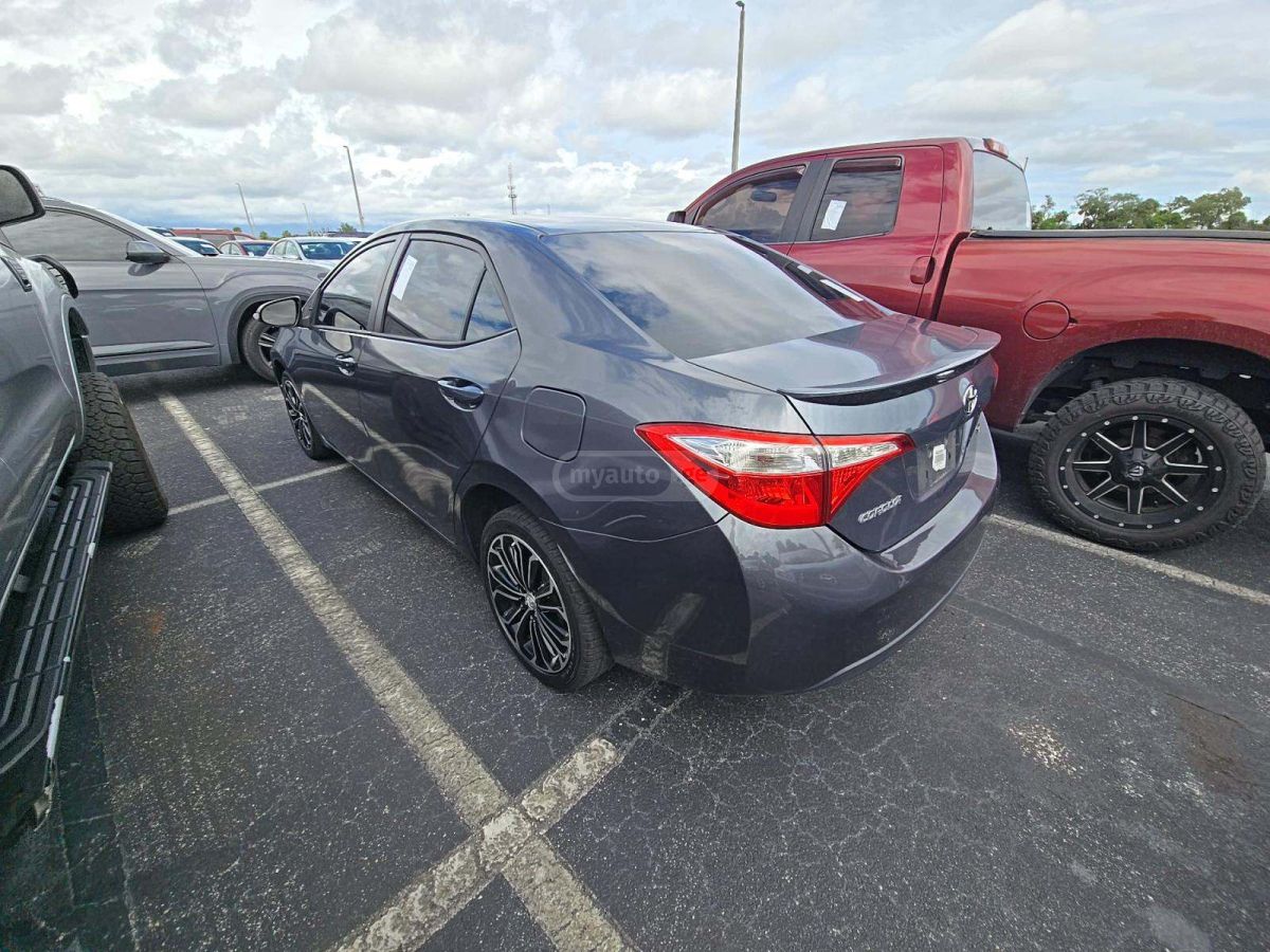 Toyota Corolla 2014 — photo 2