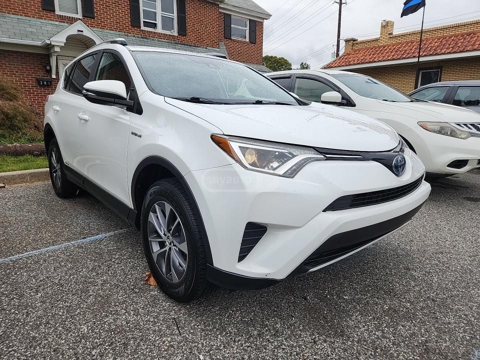 Toyota RAV 4 2018 — photo 2