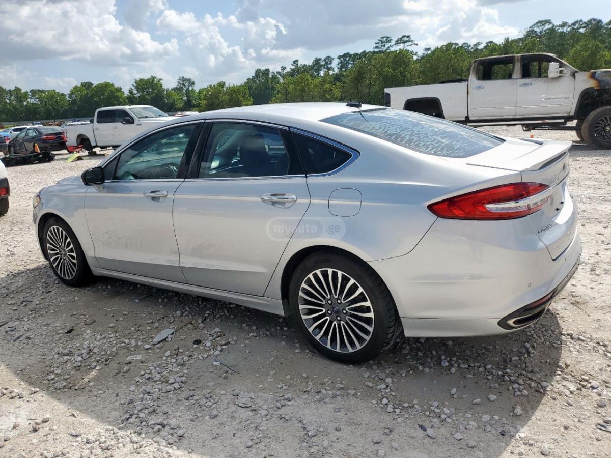 Ford Fusion 2018 — photo 2