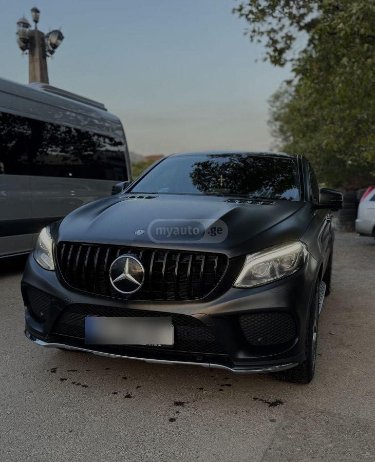 Mercedes-Benz GLE 400 2015 — photo 2