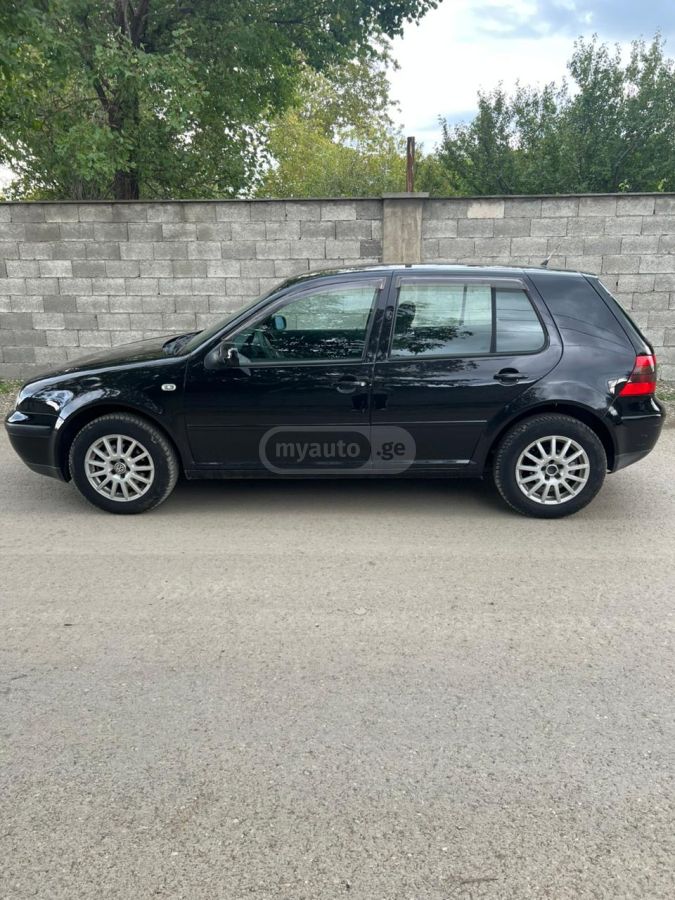 Volkswagen Golf 2003 — photo 2
