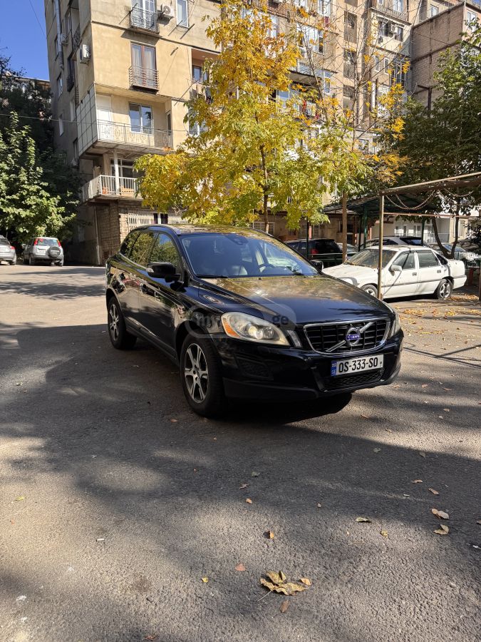 Volvo XC60 2013 — photo 2