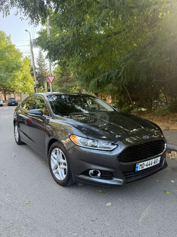 Ford Fusion 2016 — photo 2