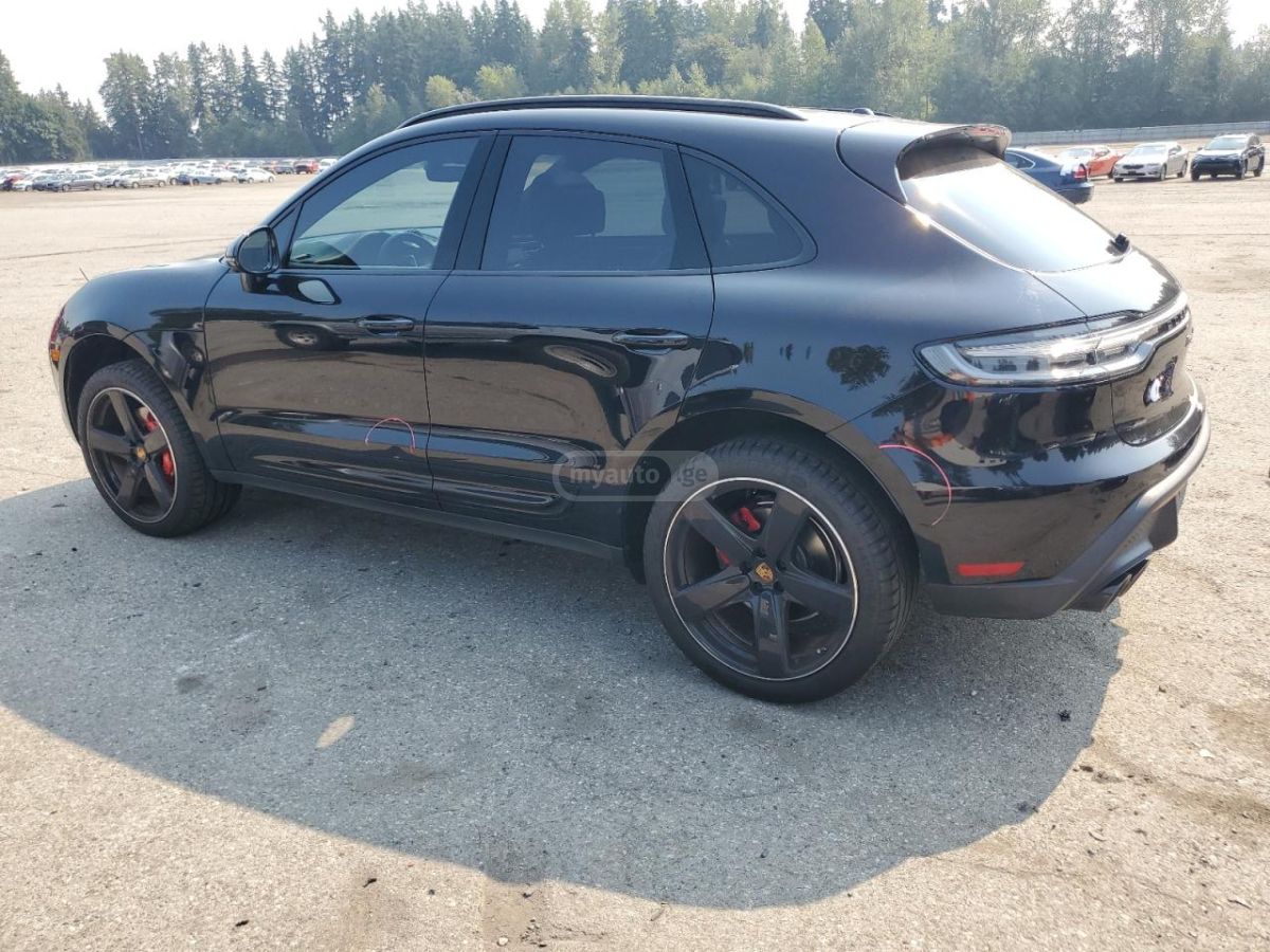Porsche Macan 2021 — photo 2