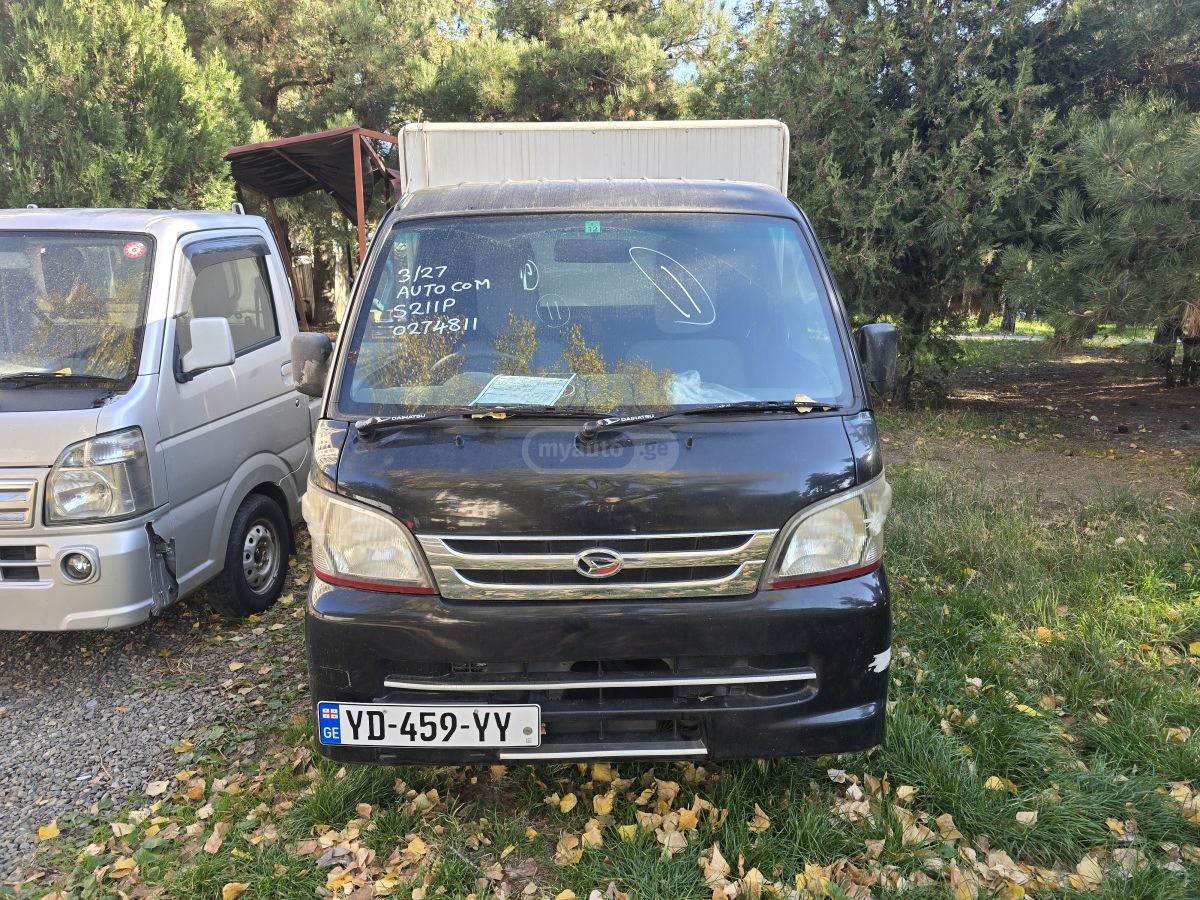 Daihatsu Hijet Truck 2014 — photo 2