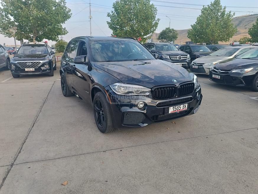 BMW X5 2014 — photo 2