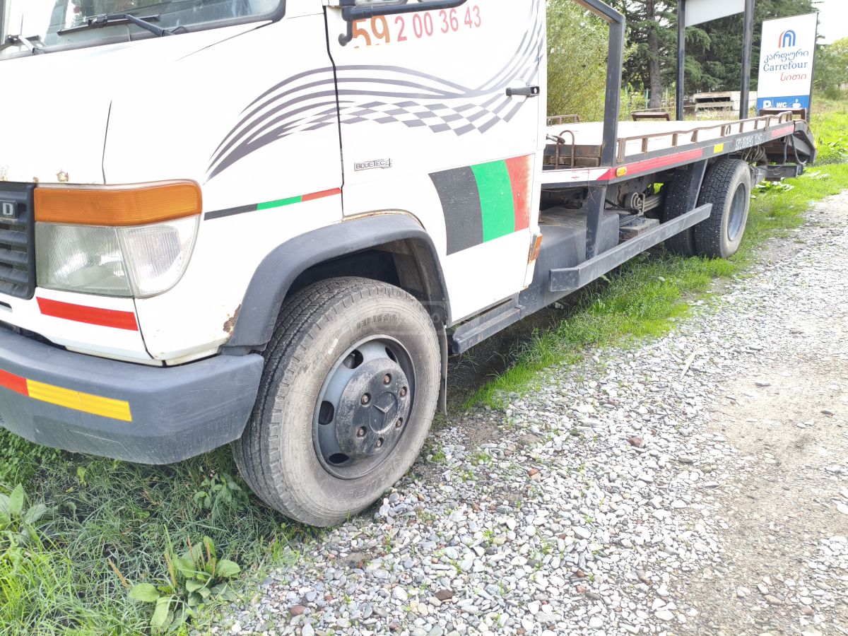 Mercedes-Benz Vario 2007 — photo 2