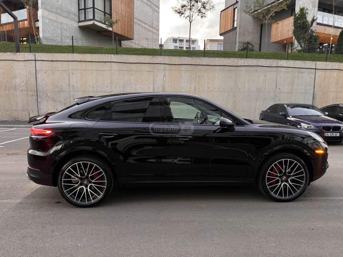Porsche Cayenne 2020 — photo 2
