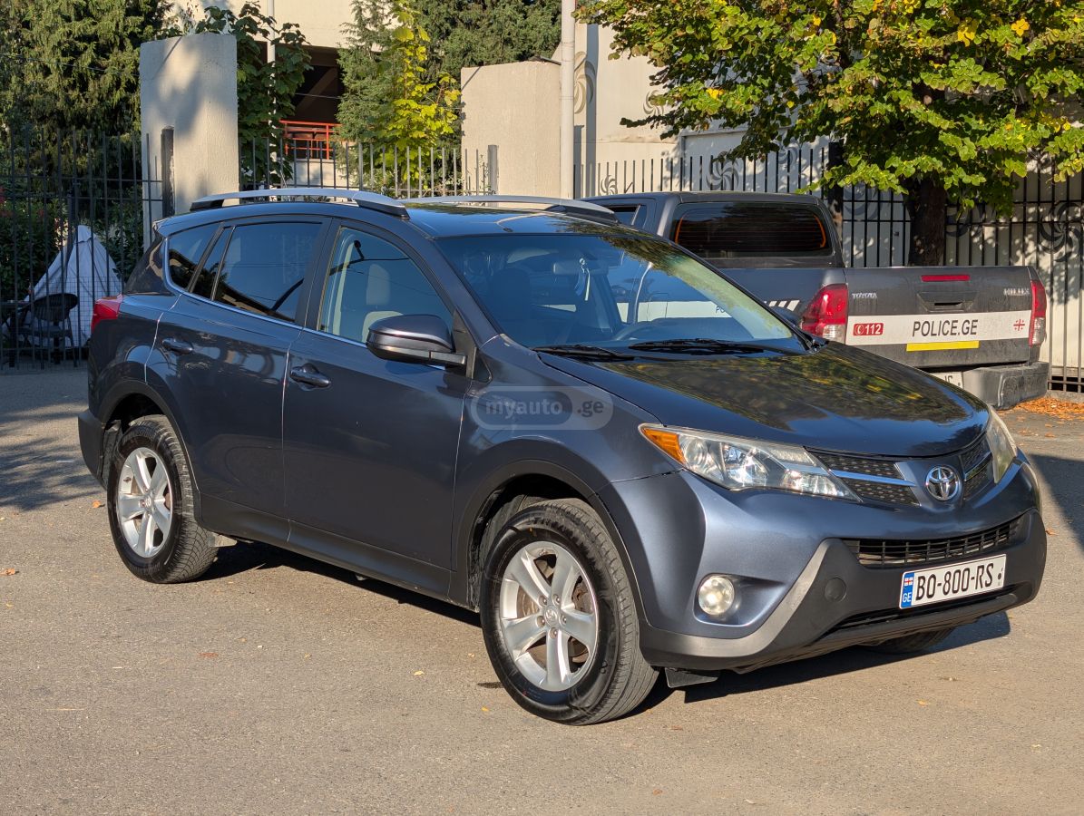 Toyota RAV4 2014 — photo 2