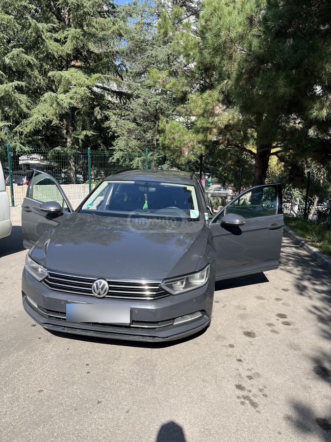 Volkswagen Passat 2016 — photo 2