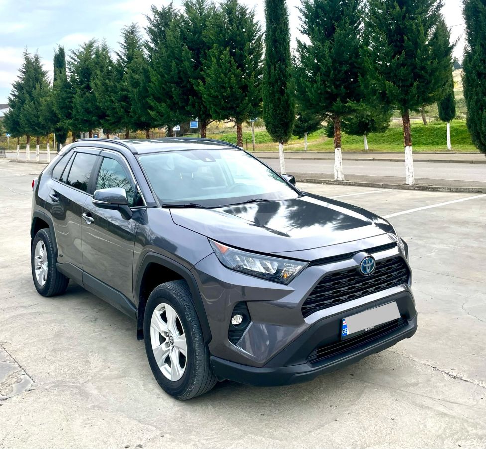 Toyota RAV 4 2021 — photo 2