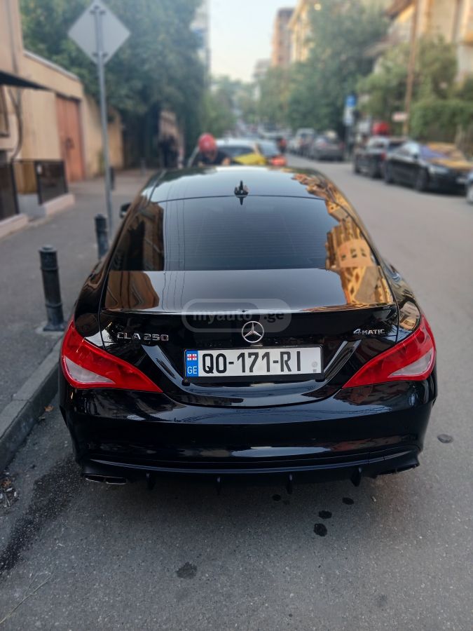 Mercedes-Benz CLA 250 2018 — photo 2