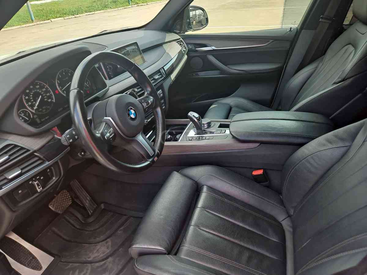 BMW X5 2017 — photo 2