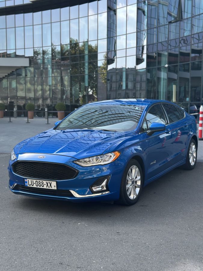 Ford Fusion 2020 — photo 2