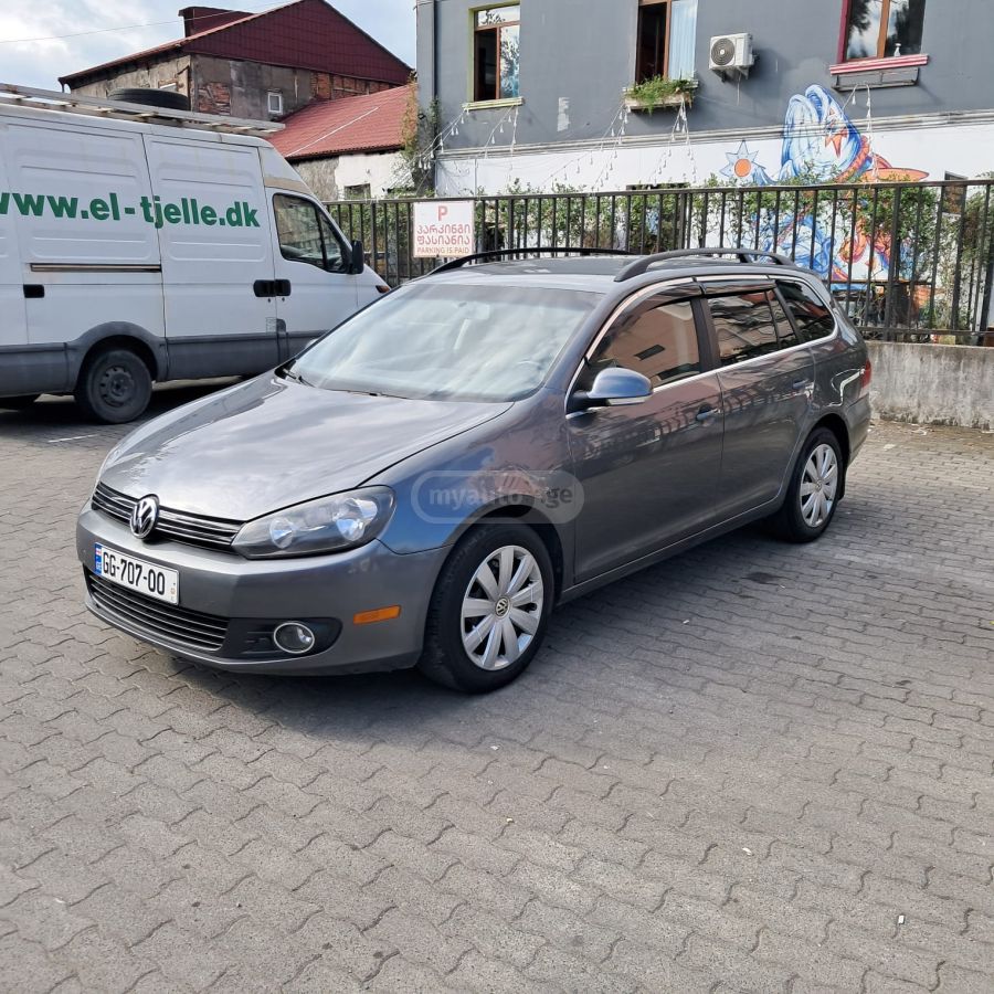 Volkswagen Jetta 2012 — photo 2