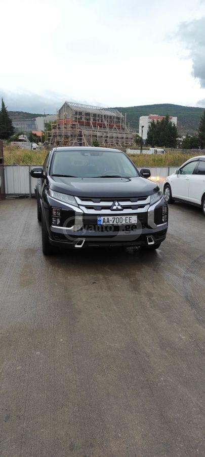 Mitsubishi Outlander Sport 2022 — photo 2