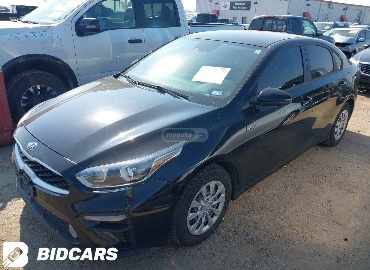 Kia Forte 2021 — photo 2