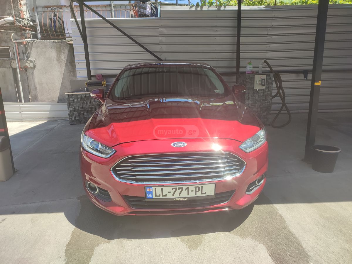 Ford Fusion 2013 — photo 2