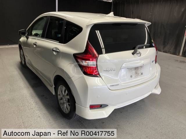 Nissan Note 2017 — photo 2