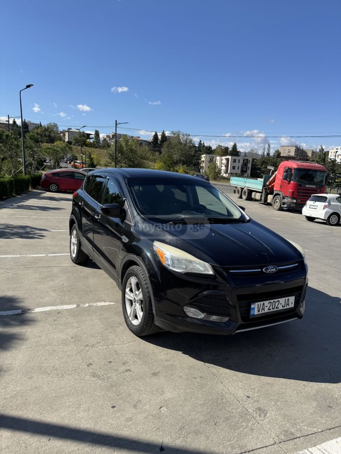 Ford Escape 2014 — photo 2