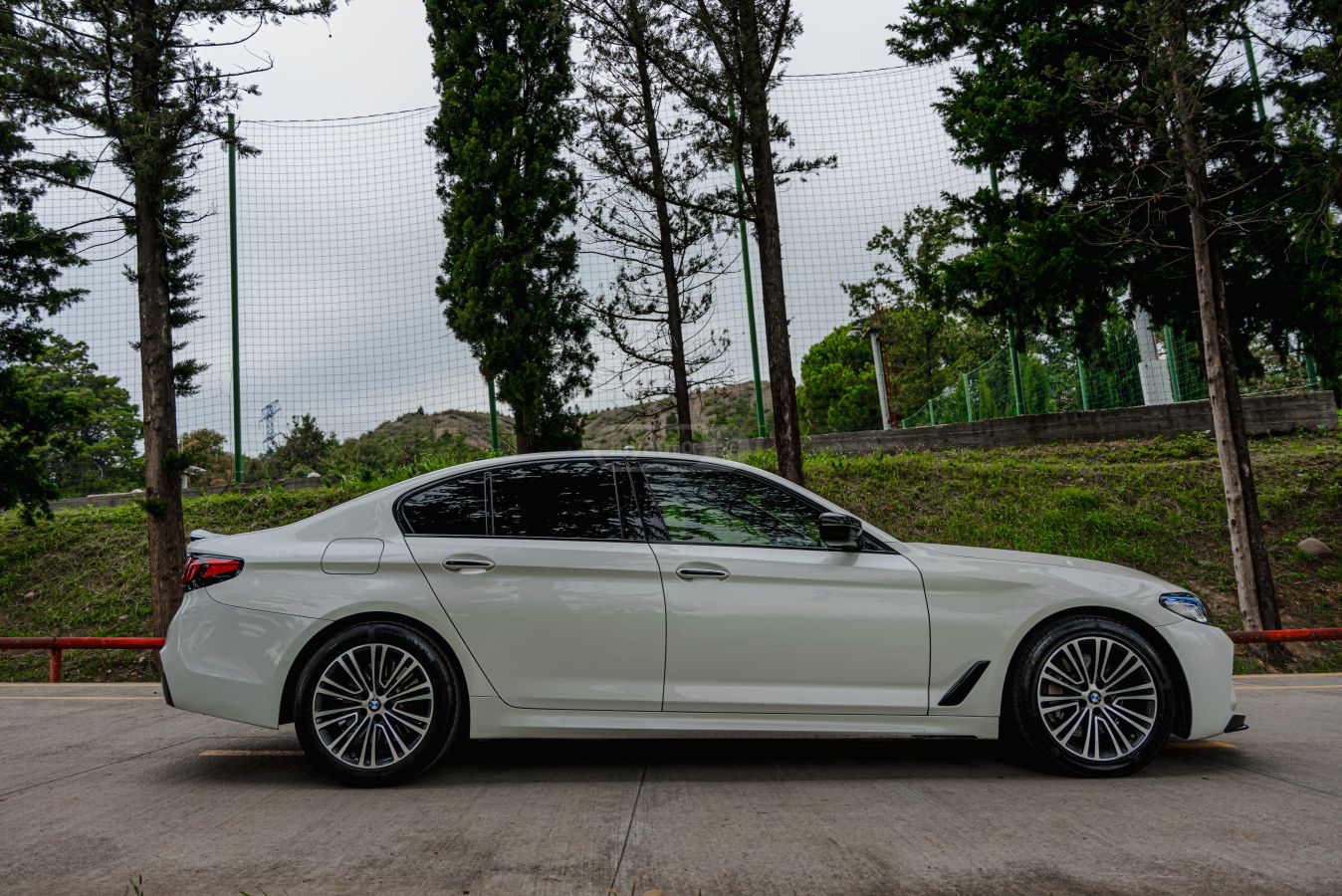 BMW 540 2018 — photo 2