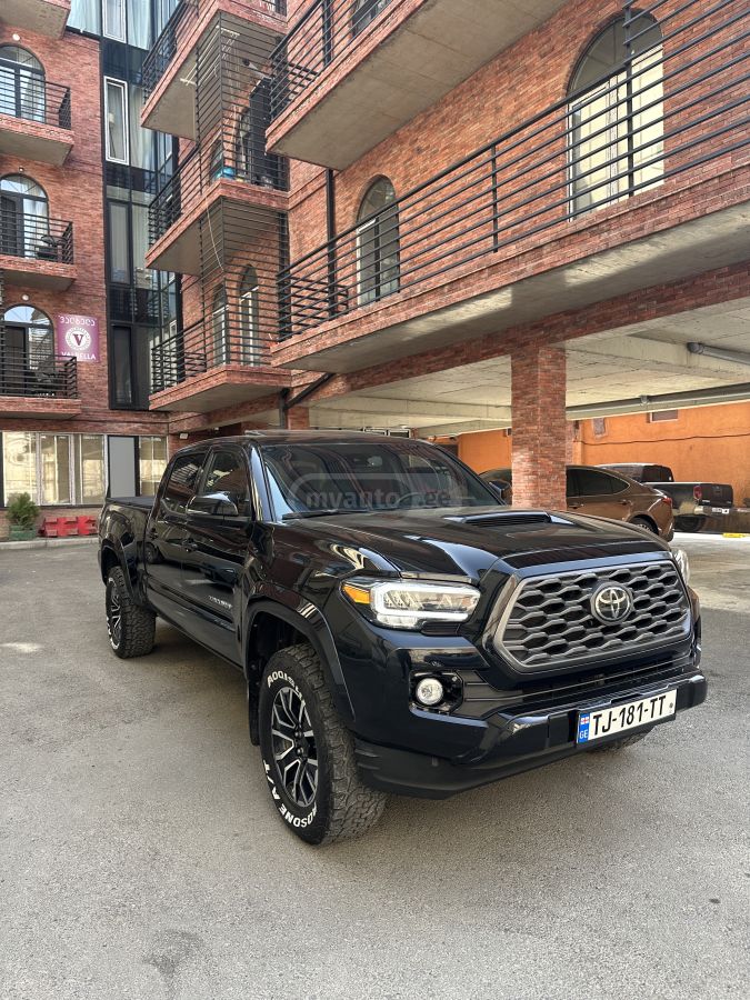 Toyota Tacoma 2022 — photo 2