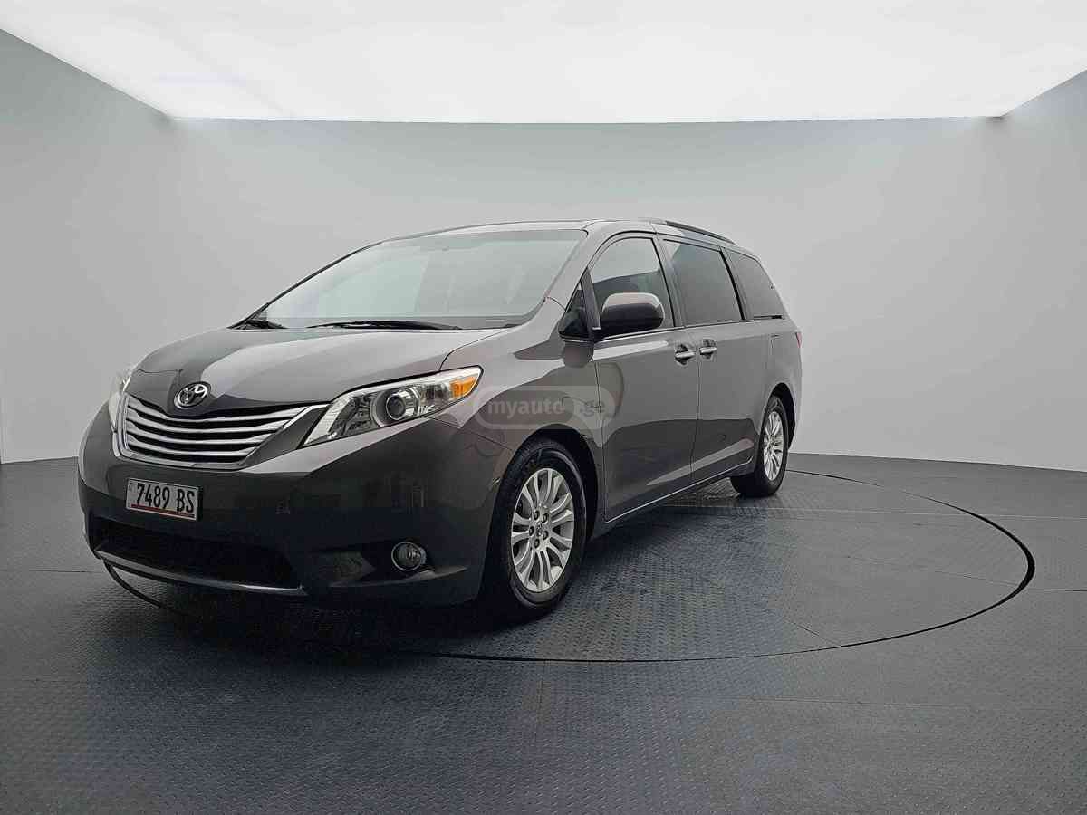Toyota Sienna