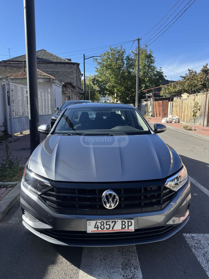 Volkswagen Jetta 2021 — photo 2