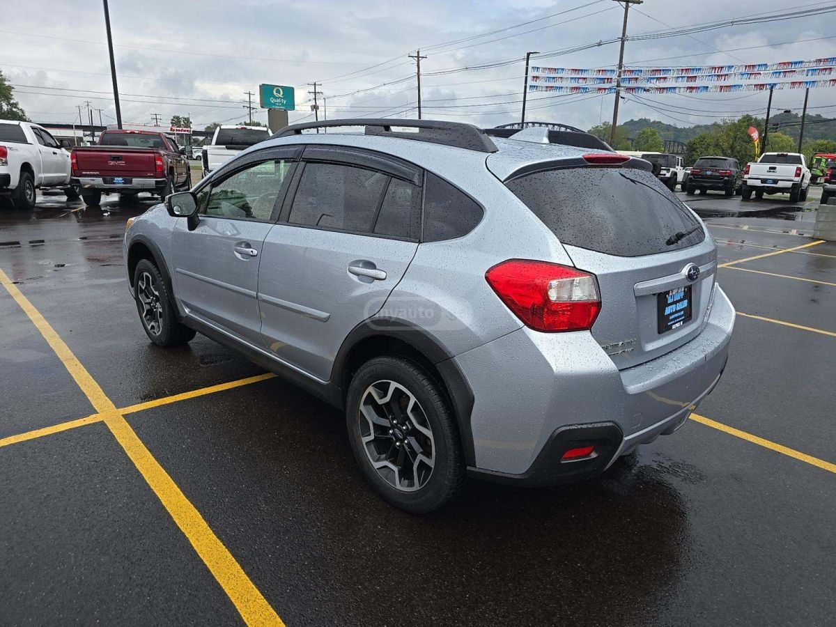 Subaru Crosstrek 2017 — photo 2